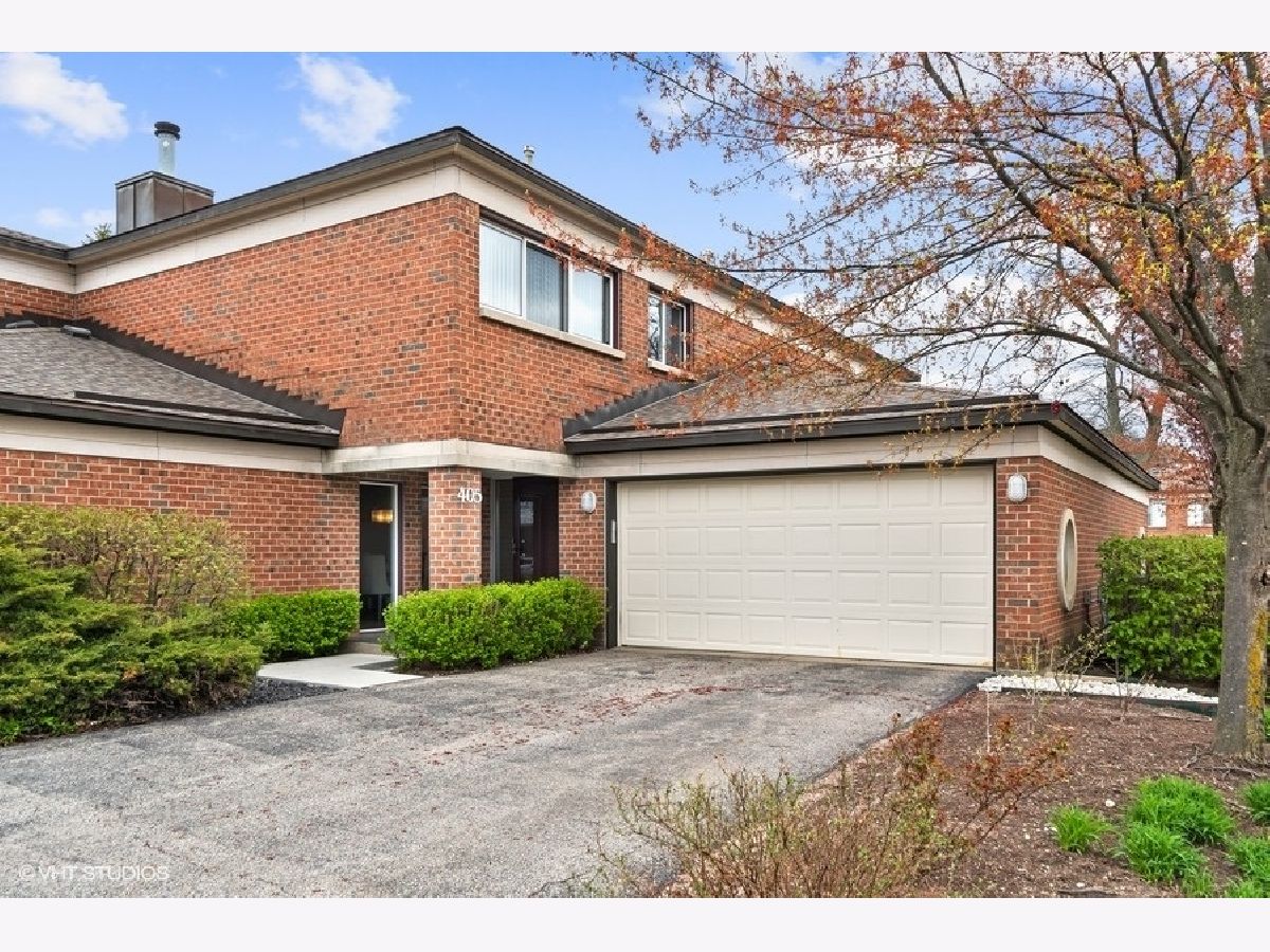 Condos & Townhomes & Homes Rented Coromandel Deerfield Illinois, 405 Milford