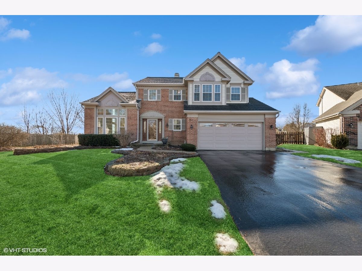 Homes & Condos & Townhomes Sold Fairfax Crossings Bartlett Illinois, 659 Brighton
