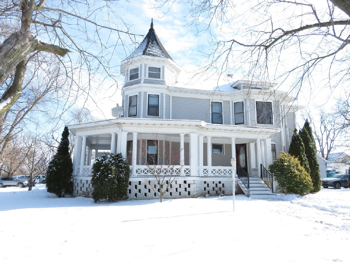  Sold Campus Illinois, 114 County Hwy 1