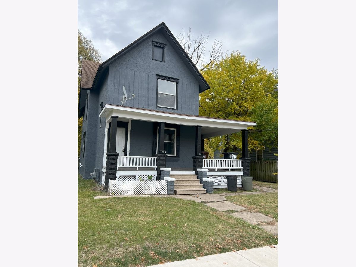 Rented Rockford Illinois, 1710 7th