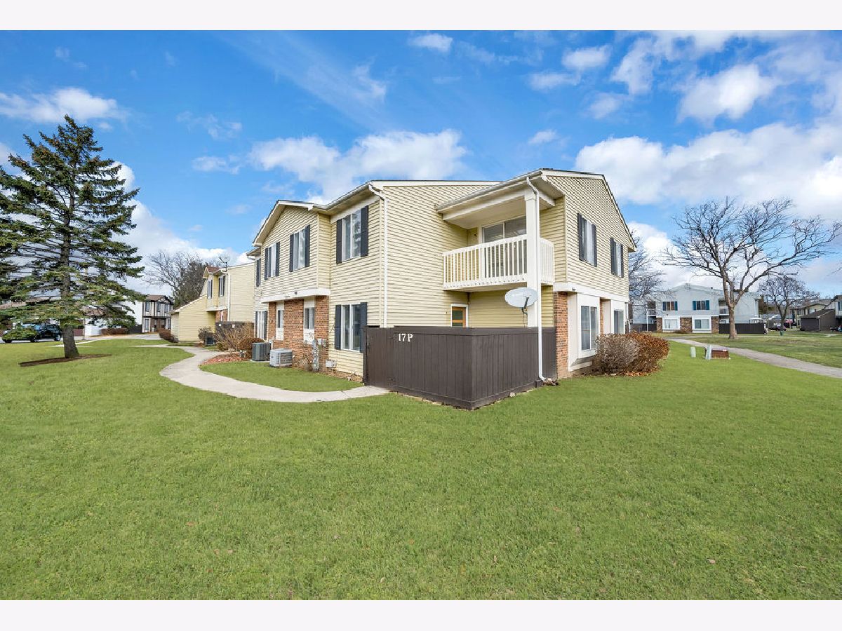 Townhomes & Condos Sold Pine Meadows Bolingbrook Illinois, 17 Fernwood
