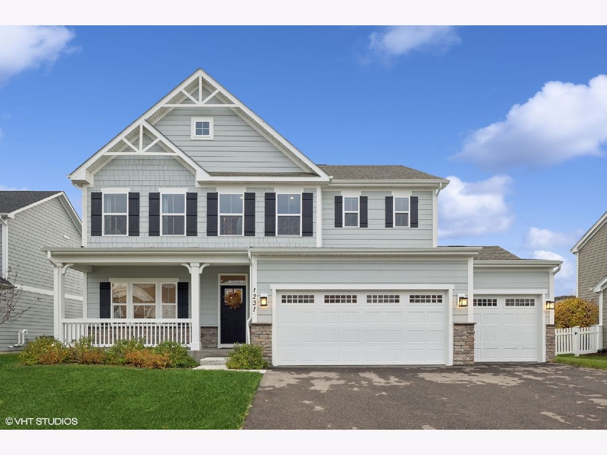 Homes & Townhomes Sold Settlers Ridge Sugar Grove Illinois, 1231 Parkside