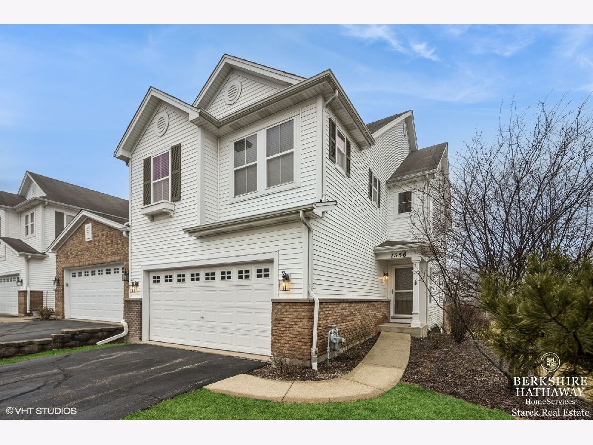 Townhomes Sold Park Place Ii Crystal Lake Illinois, 1556 Brompton