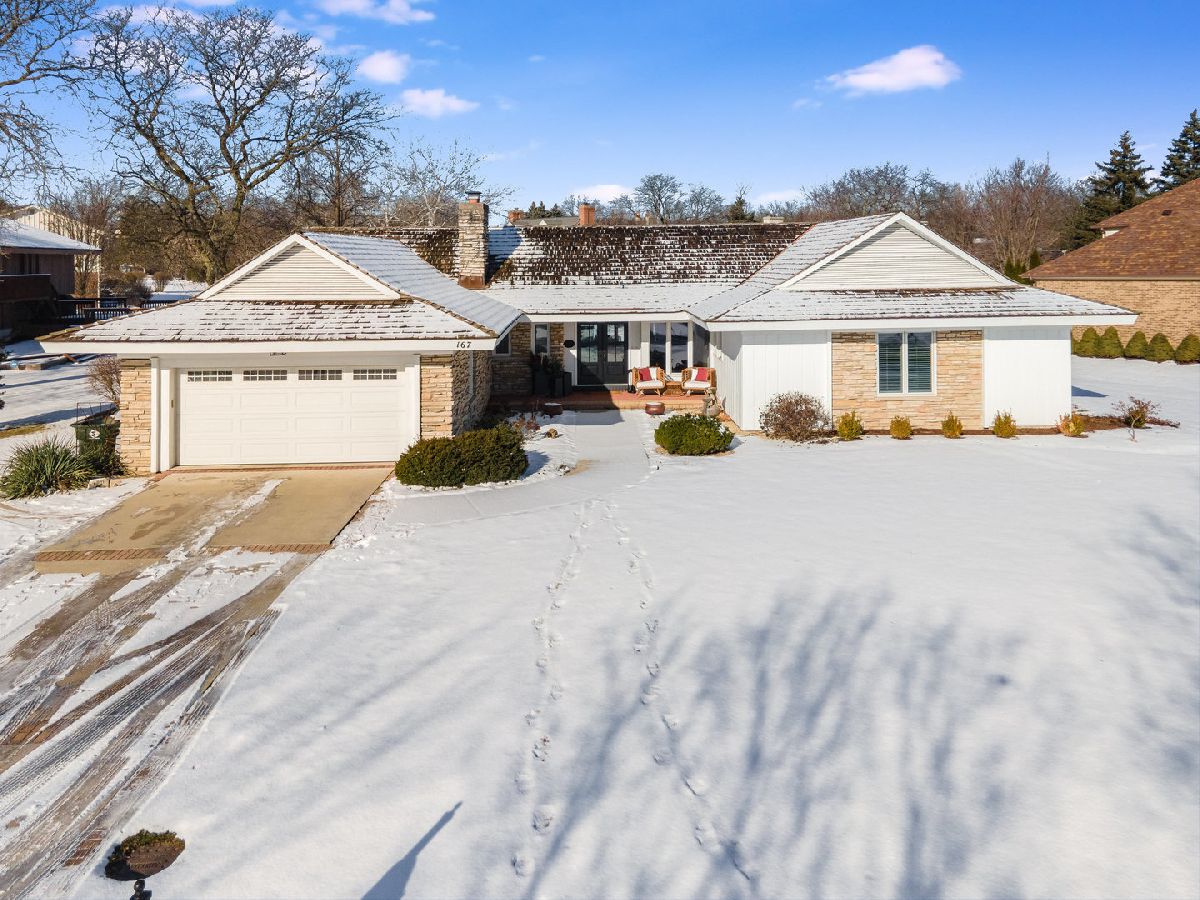 Condos & Townhomes & Homes Sold Carriage Way Burr Ridge Illinois, 167 Carriage Way