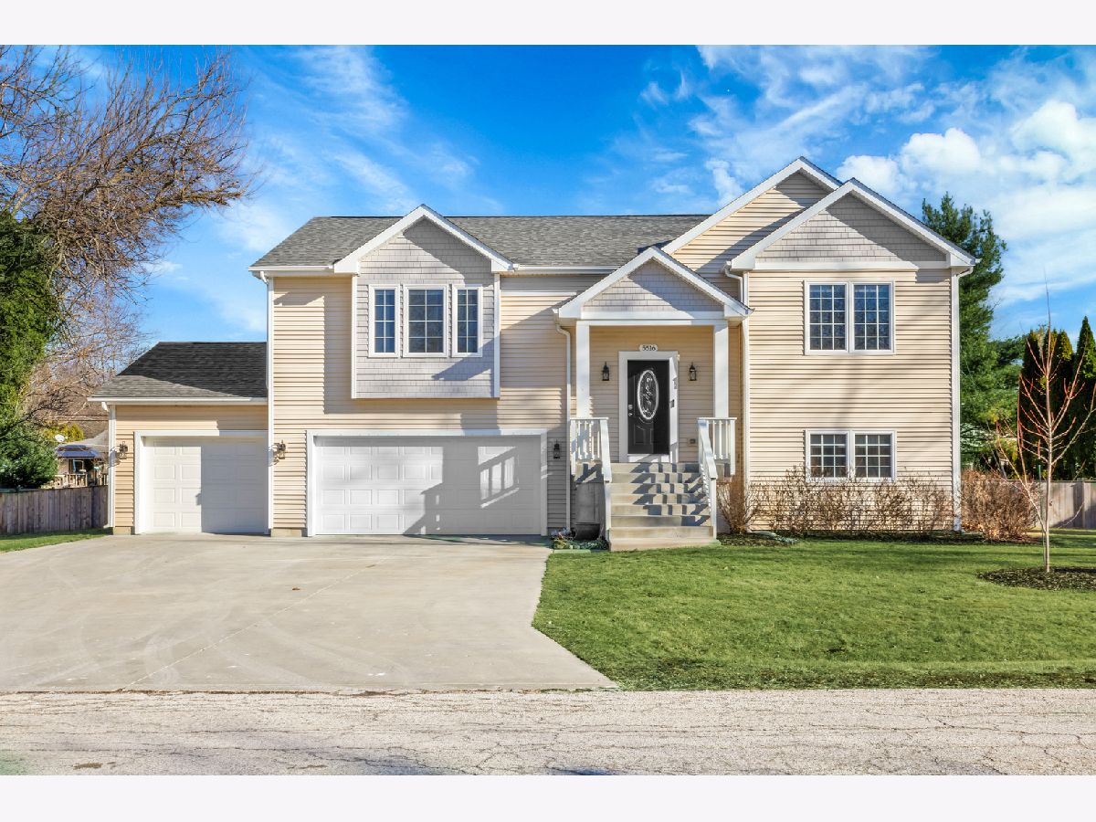  Sold Oakwood Hills Illinois, 5516 Lake Shore
