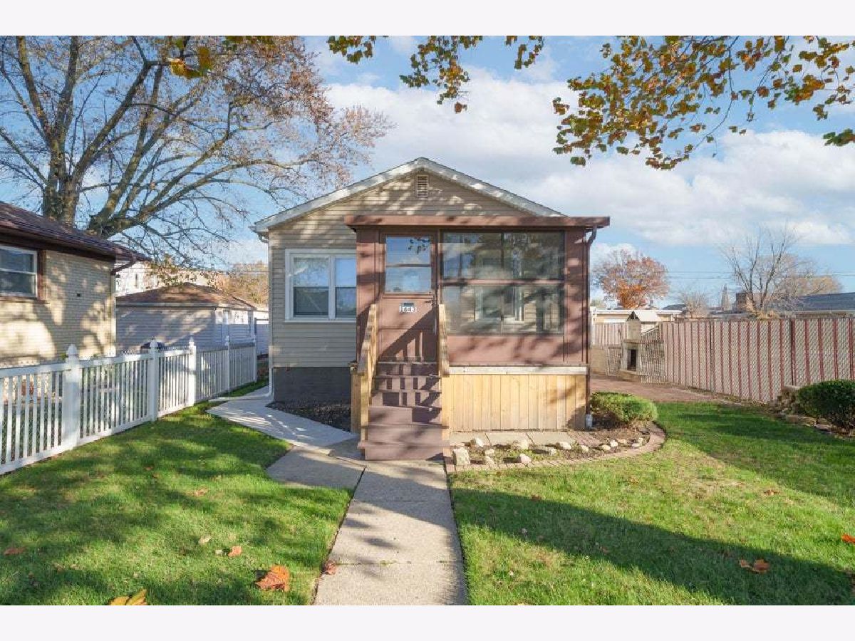  Sold Whiting Indiana, 1643 Calumet