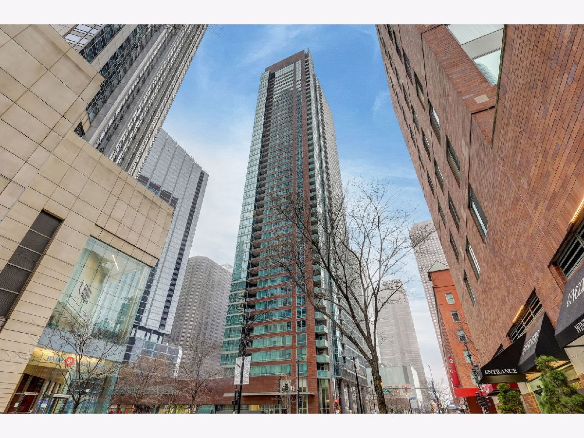 Condos & Townhomes Sold Parkview Condominiums Chicago Illinois, 505 Mcclurg