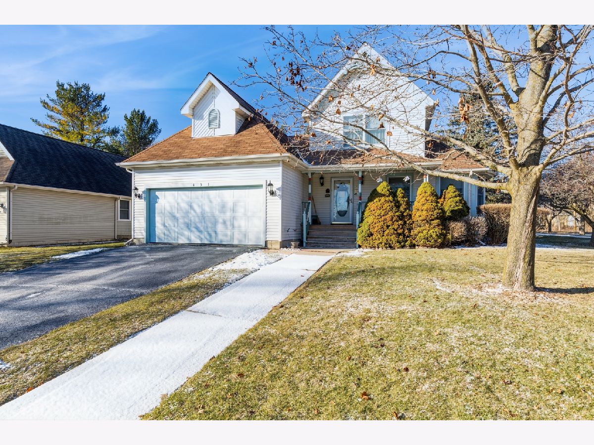 Homes Sold Victorian Country Woodstock Illinois, 431 Tanager