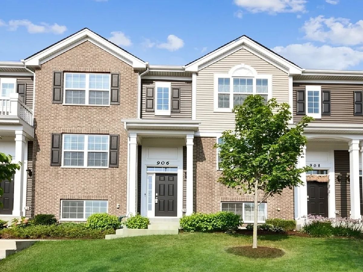 Townhomes Rented Neudearborn Station Naperville Illinois, 906 Bradford