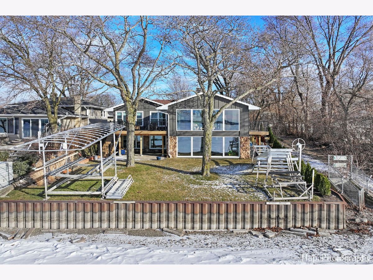 Homes & Condos & Townhomes Sold Fox Lake Hills Lake Villa Illinois, 25750 Lehmann