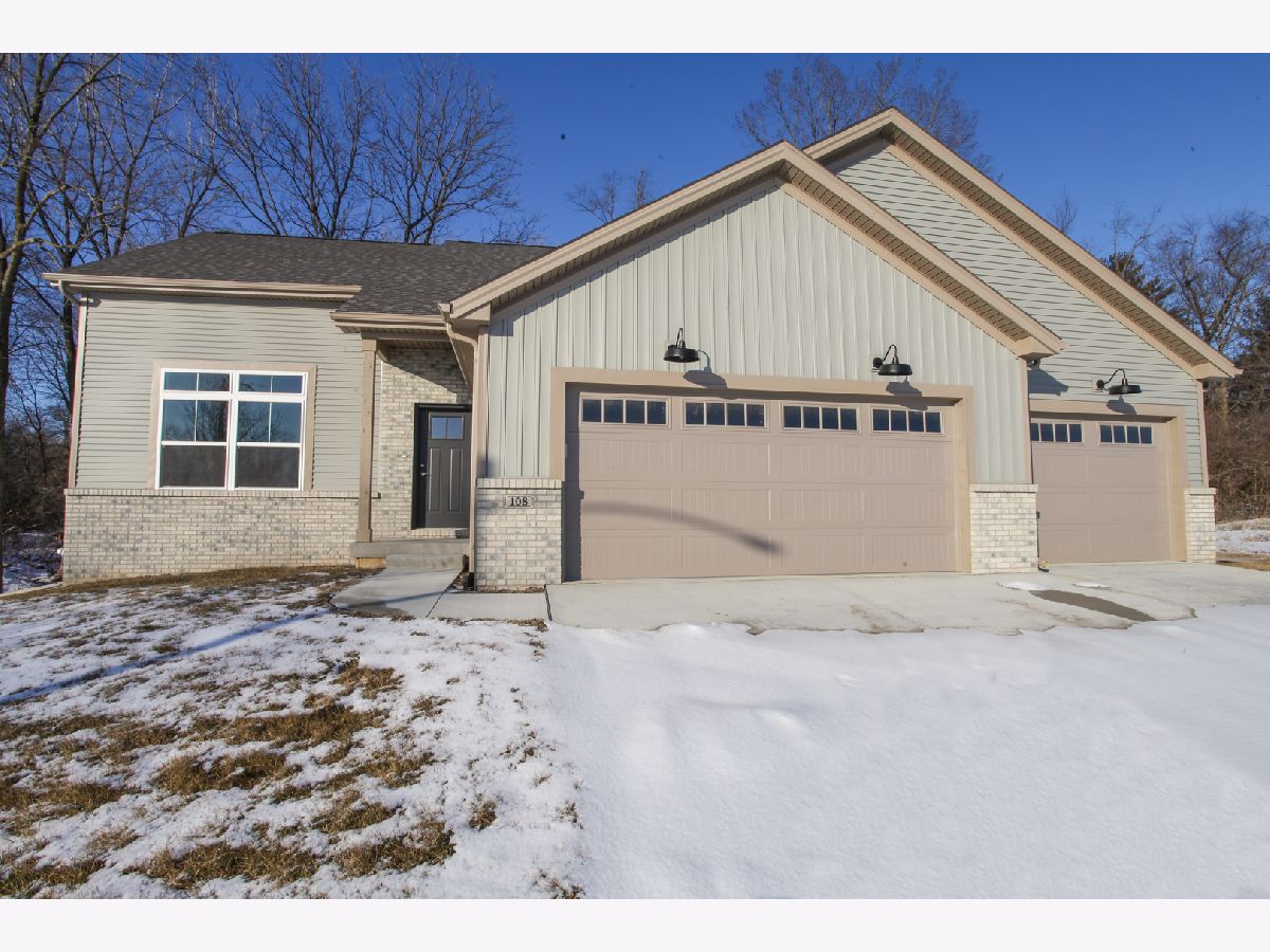  Sold Downs Illinois, 108 Dugan