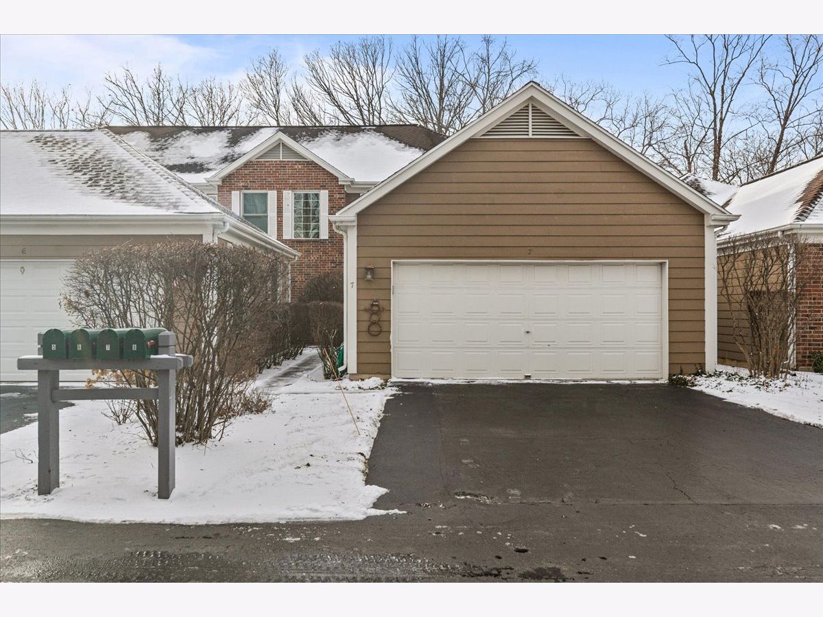 Townhomes Sold Sutton Place Lincolnshire Illinois, 7 Sommerset