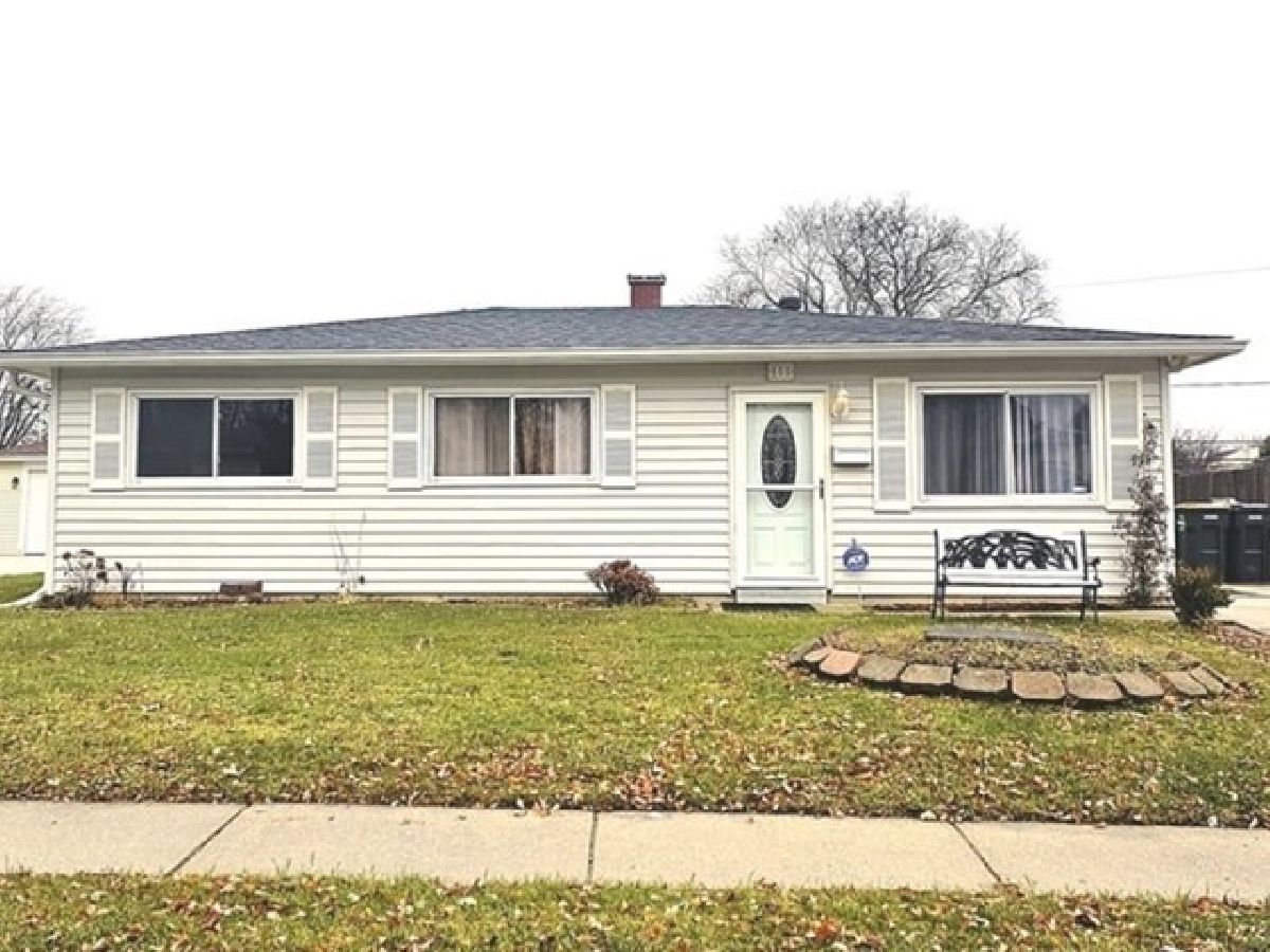 Homes Rented Fair Oaks Streamwood Illinois, 508 Tanglewood