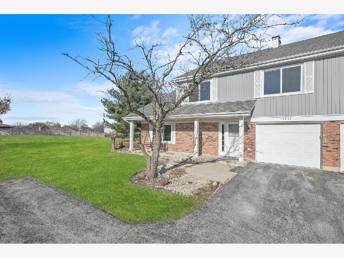 Homes & Townhomes Rented Park Hill Orland Park Illinois, 15826 Farm Hill