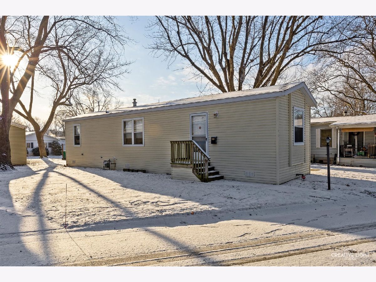 Homes Sold Willow Lake Estates Elgin Illinois, 223 Tollview