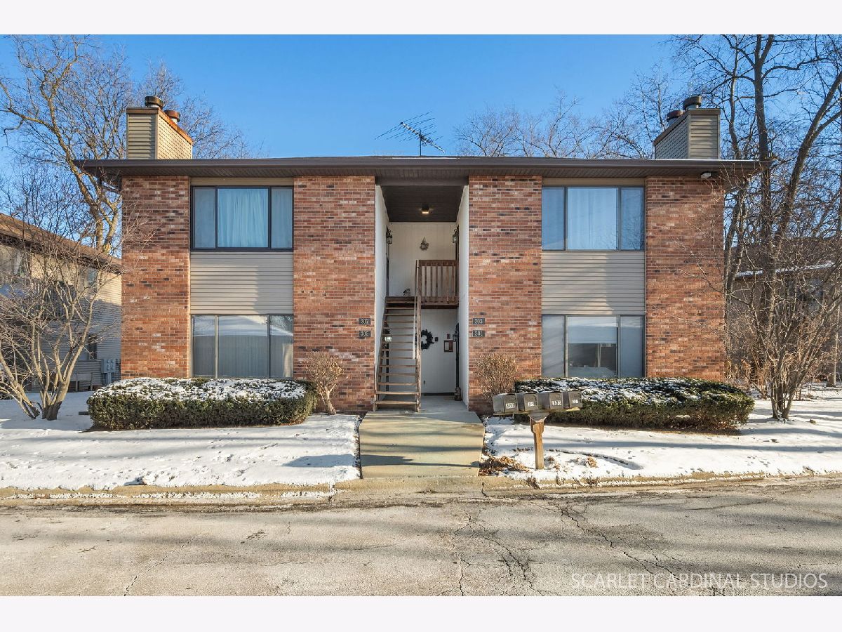 Condos & Townhomes & Homes Sold Pinebrook Meadows Geneva Illinois, 305 Harrison