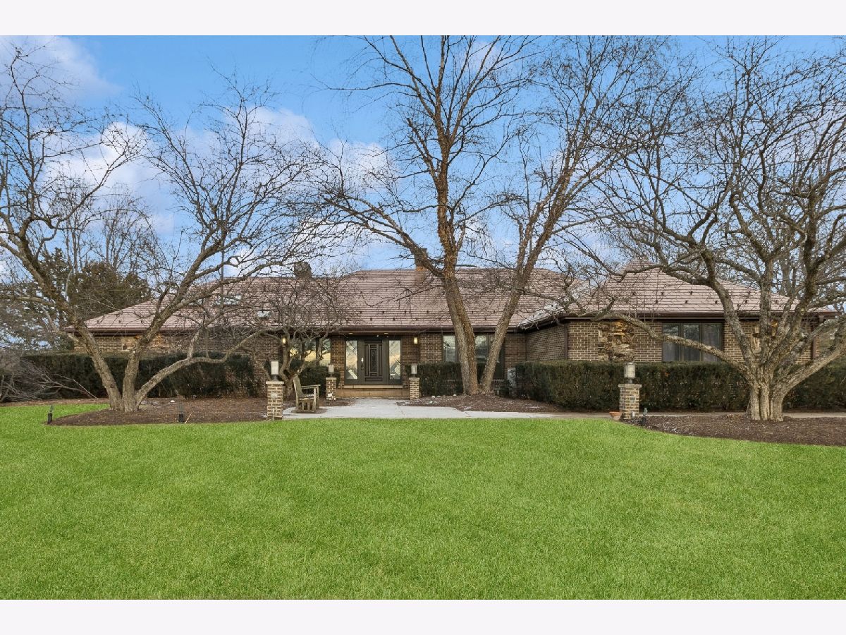 Homes Sold Harrow Gate Inverness Illinois, 2305 Harrow Gate