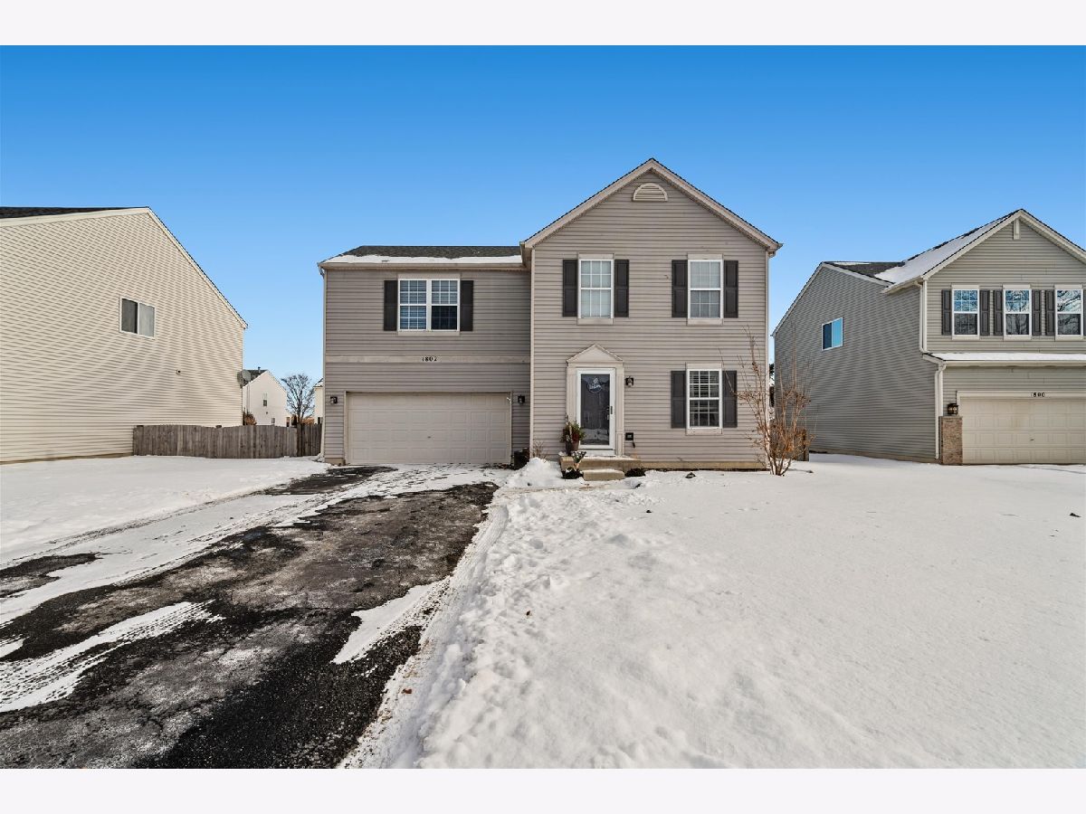 Homes Sold Caton Ridge Plainfield Illinois, 1802 Blue Ridge