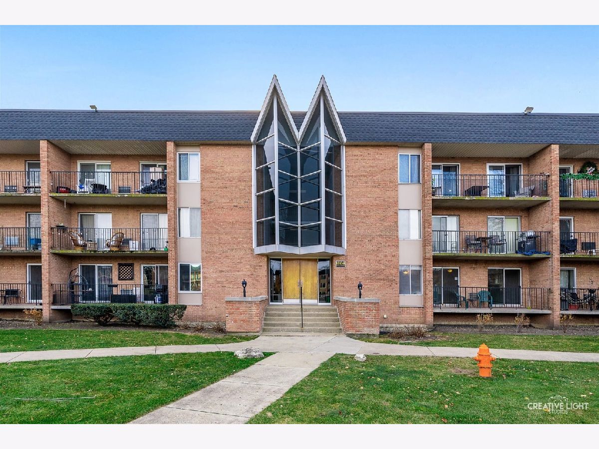 Condos & Townhomes Sold Mill Crossing Naperville Illinois, 1004 Mill