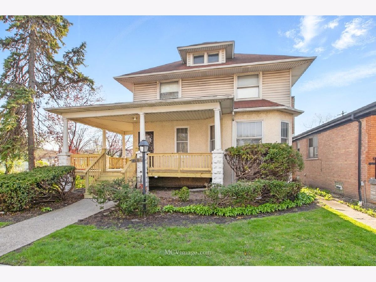 Homes For Sale Fernwood Chicago Illinois, 10130 Lowe Avenue