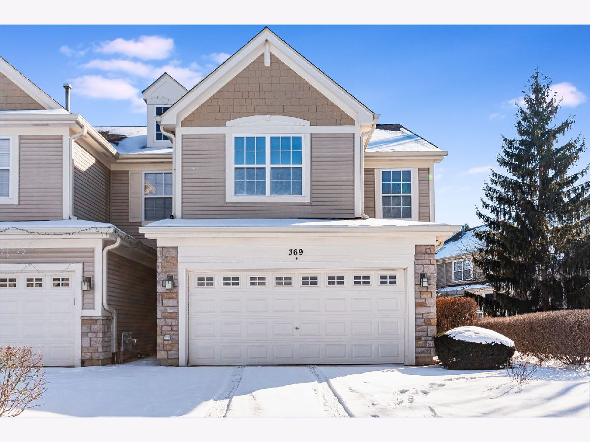 Townhomes Sold Woodland Lakes Aurora Illinois, 369 Vaughn