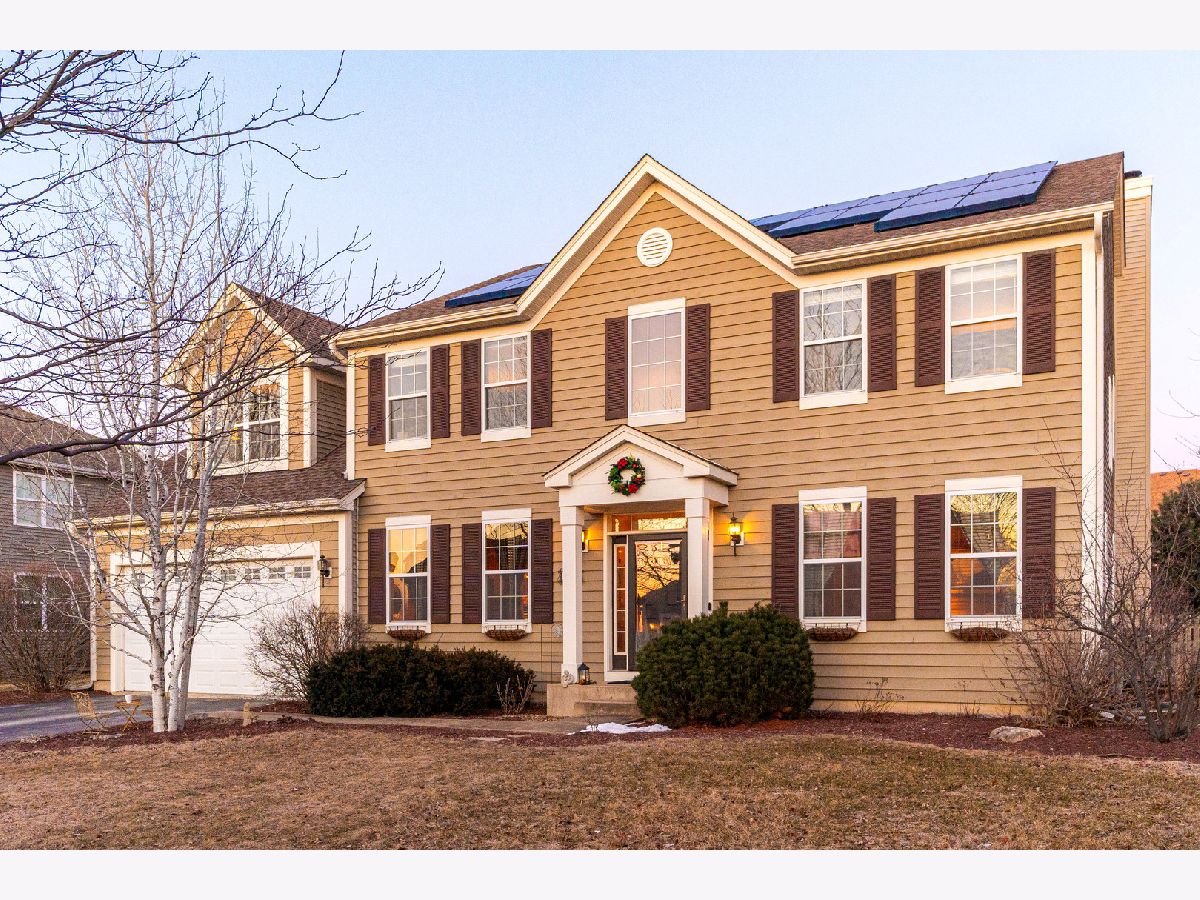 Homes & Townhomes & Condos Sold Churchill Club Oswego Illinois, 121 Preakness