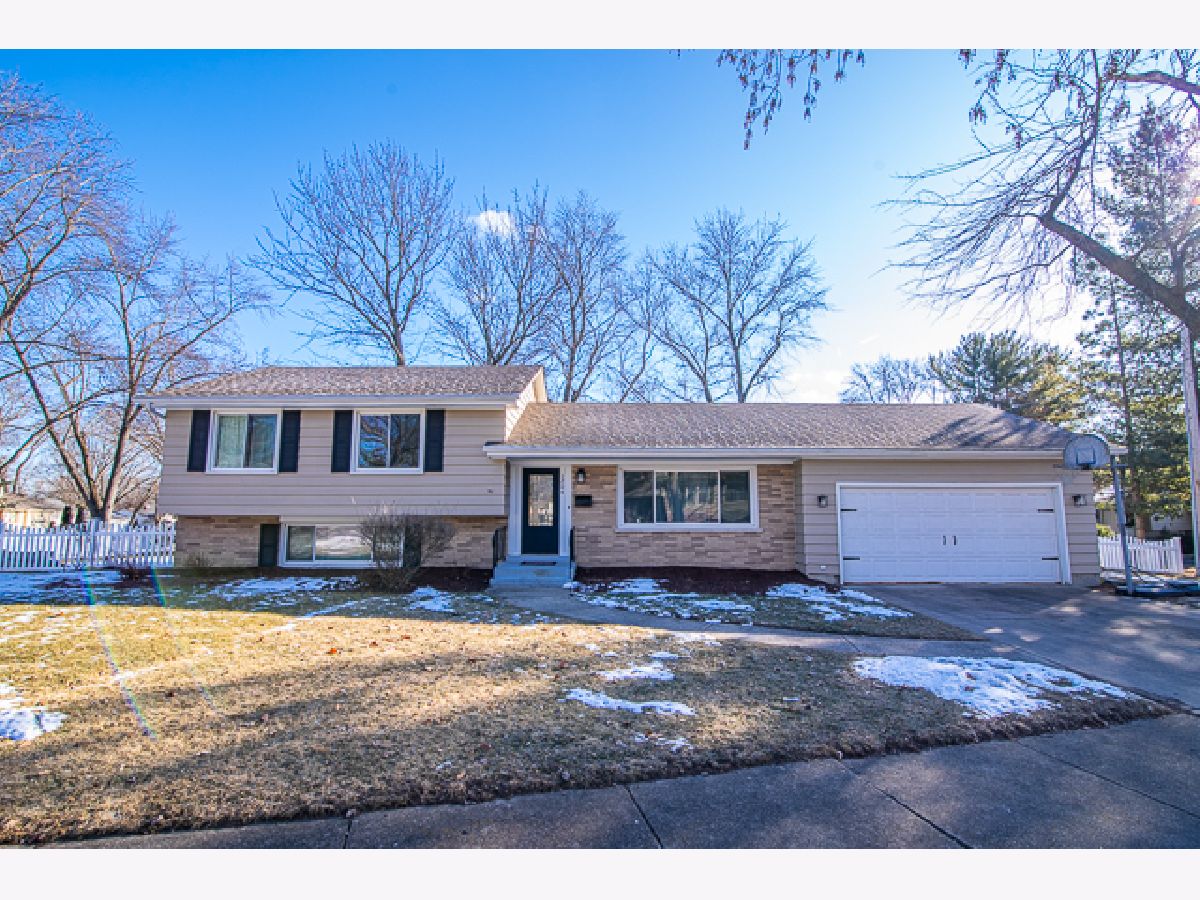 Homes Rented Olympic Terrace Naperville Illinois, 1204 Hercules