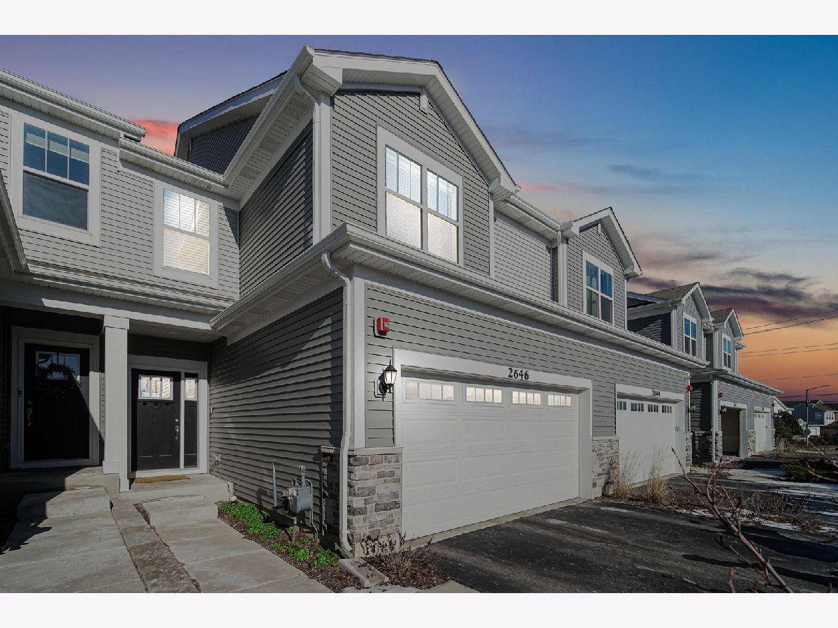 Condos & Townhomes Sold The Crossings Of Mundelein Mundelein Illinois, 2646 Martini