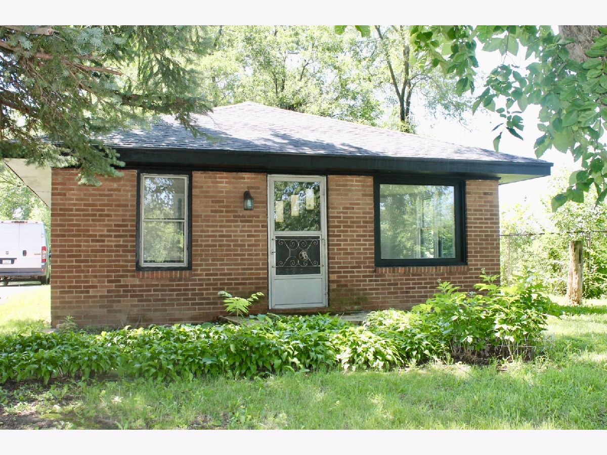  Rented Joliet Illinois, 2002 Mckinley