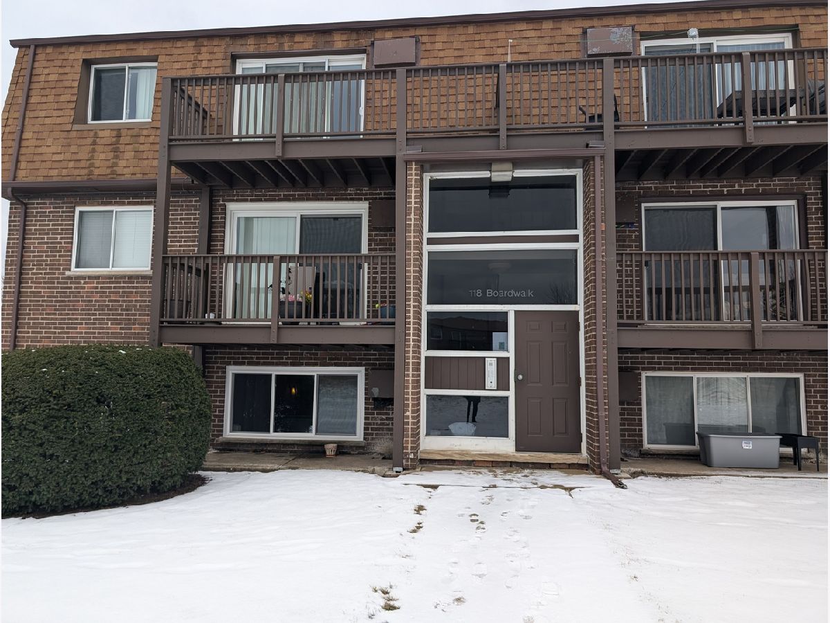 Condominiums Rented Boardwalk Elk Grove Village Illinois, 118 Boardwalk