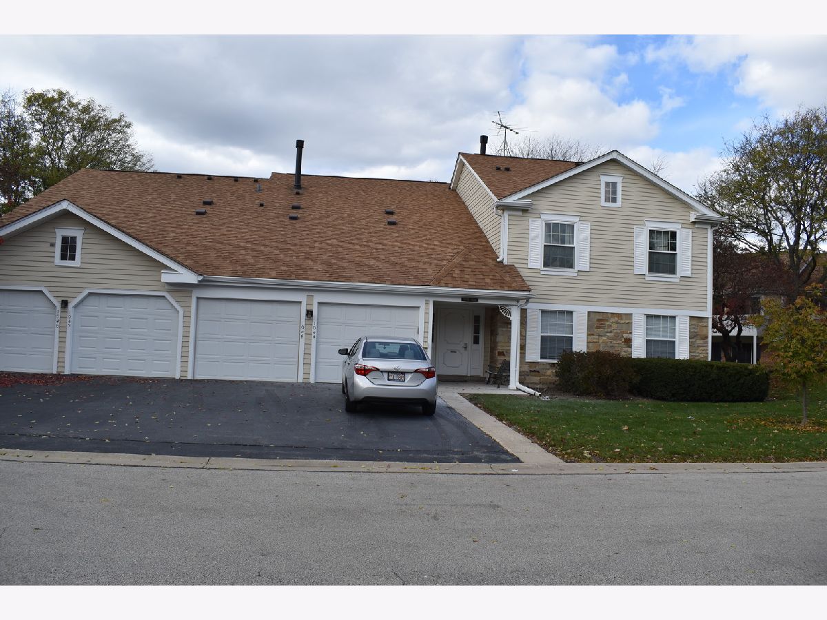 Condos & Townhomes Rented Lexington In The Park Buffalo Grove Illinois, 1042 Auburn