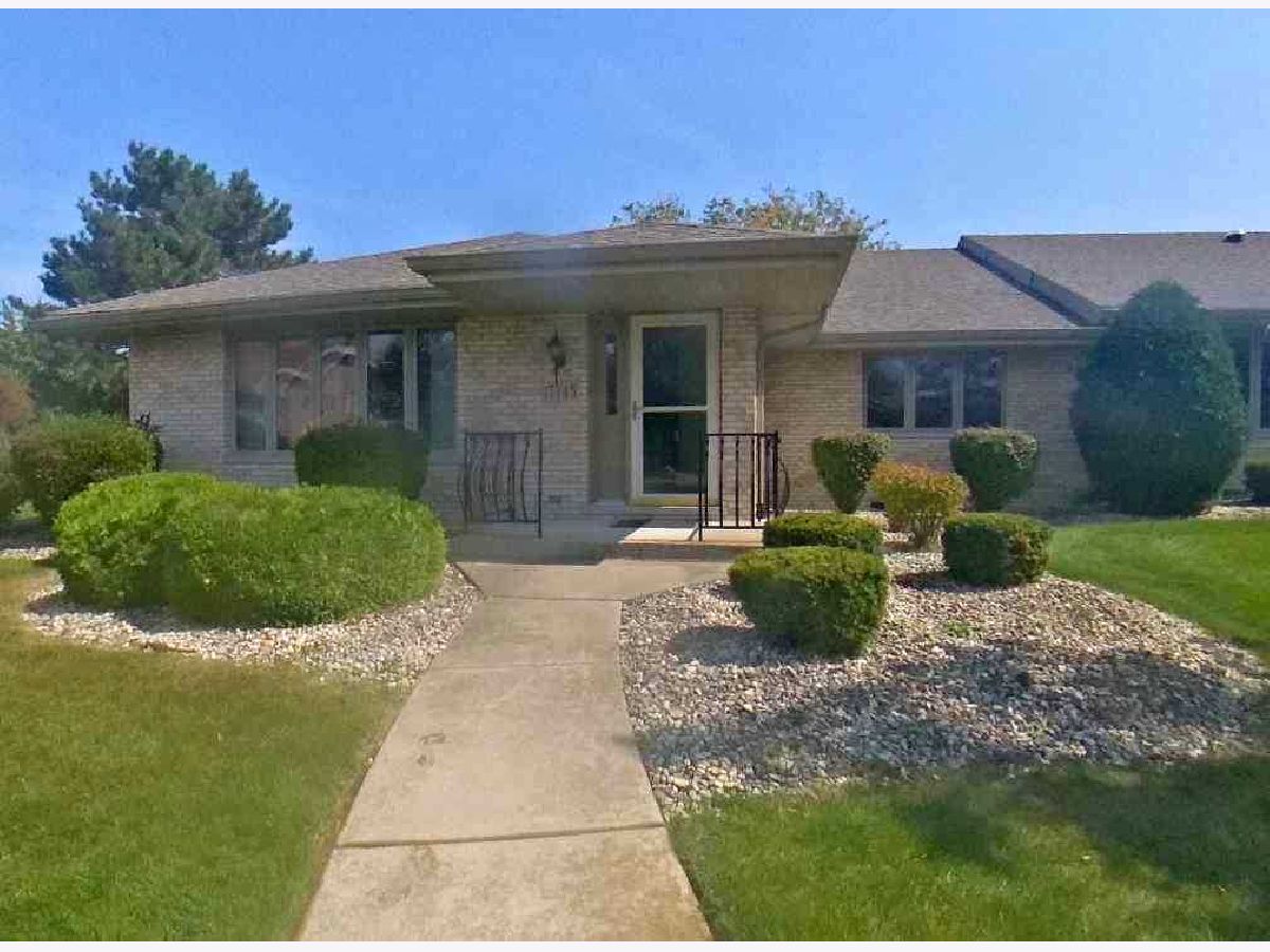 Townhomes & Condos & Homes Sold Eagle Ridge Ii Orland Park Illinois, 17745 New Hampshire