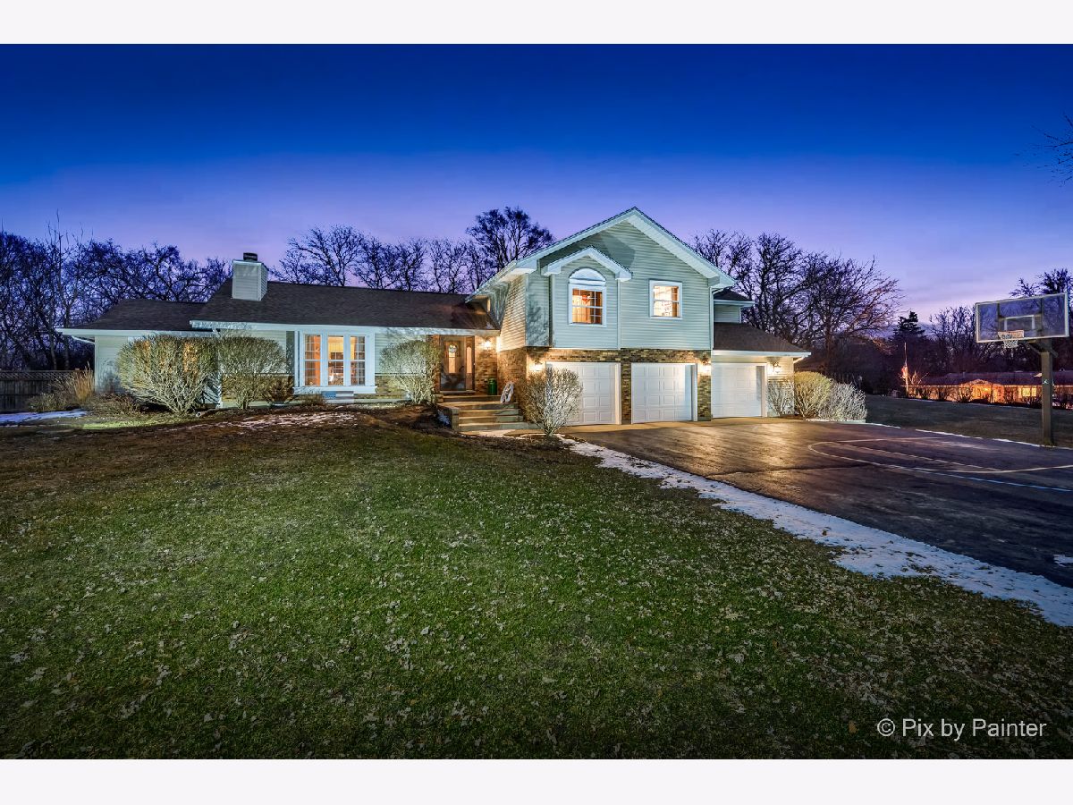 Homes Sold Chapel Hill Estates Johnsburg Illinois, 3302 Chellington