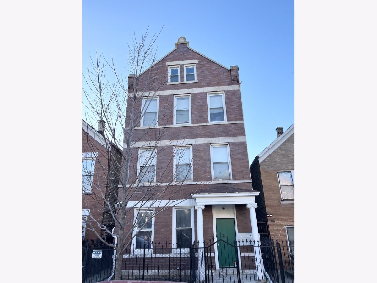 Homes & Condos & Townhomes Rented Little Village Chicago Illinois, 2318 Homan