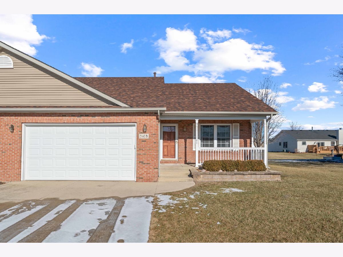 Townhomes & Homes Sold Illowa Farms Somonauk Illinois, 340 Warren