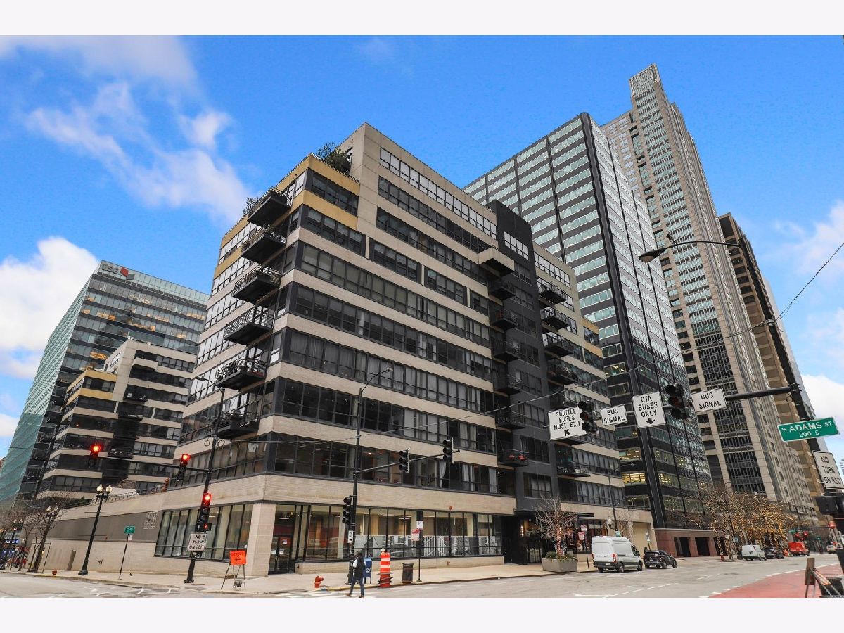 Condominiums Sold Metropolitan Place Chicago Illinois, 130 Canal
