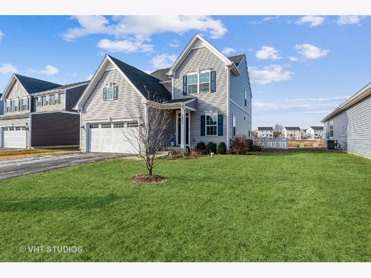 Homes Sold Clublands Antioch Antioch Illinois, 1836 Overview