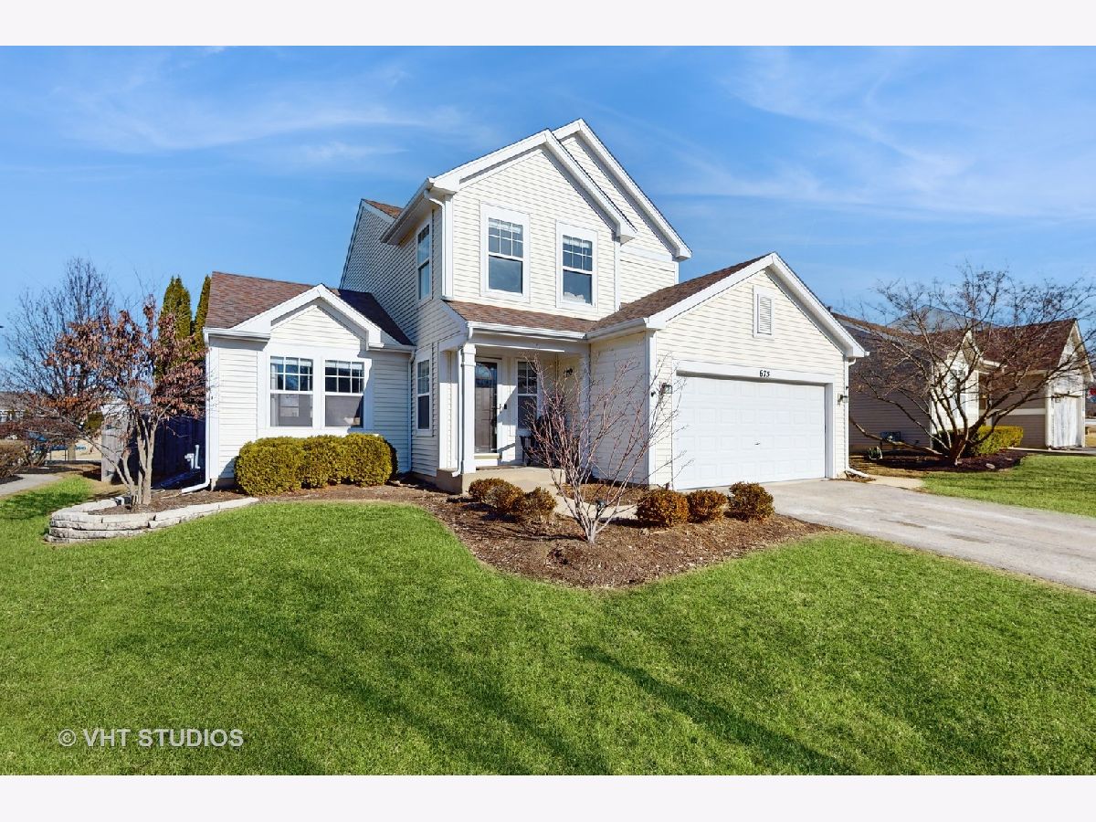 Homes & Townhomes & Condos Sold Chesterfield North Aurora Illinois, 675 Graham