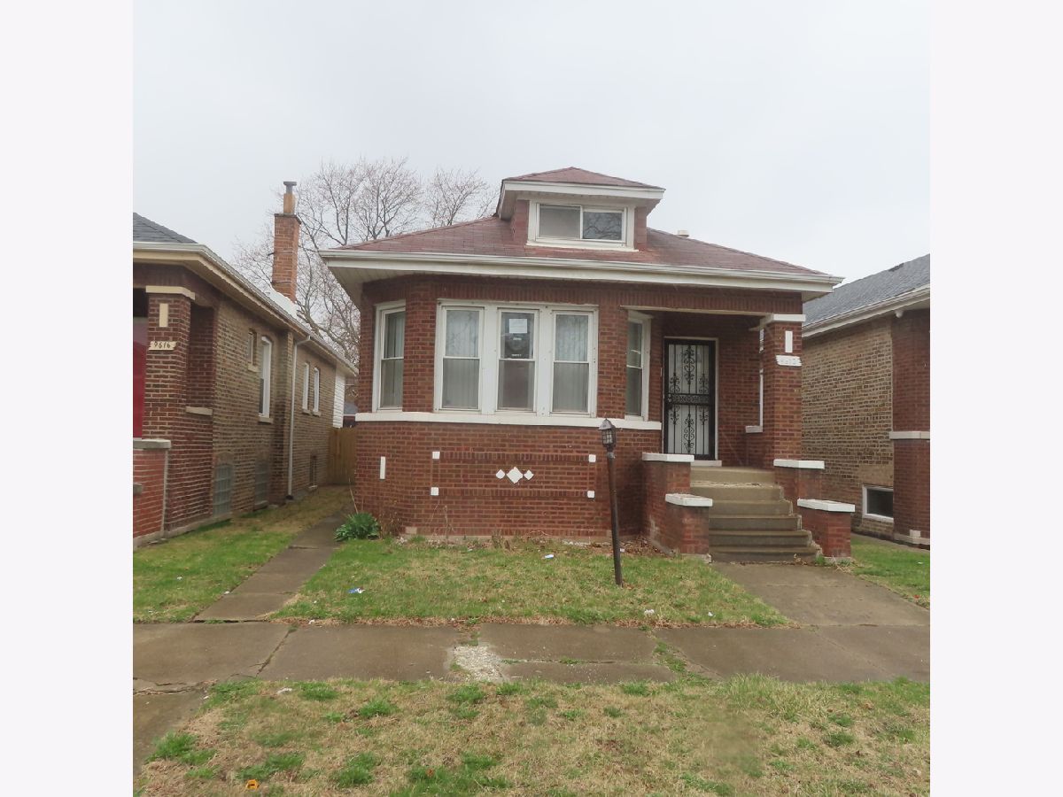 Homes & Condos & Townhomes For Sale Cottage Grove Heights Chicago Illinois, 9612 Greenwood Avenue