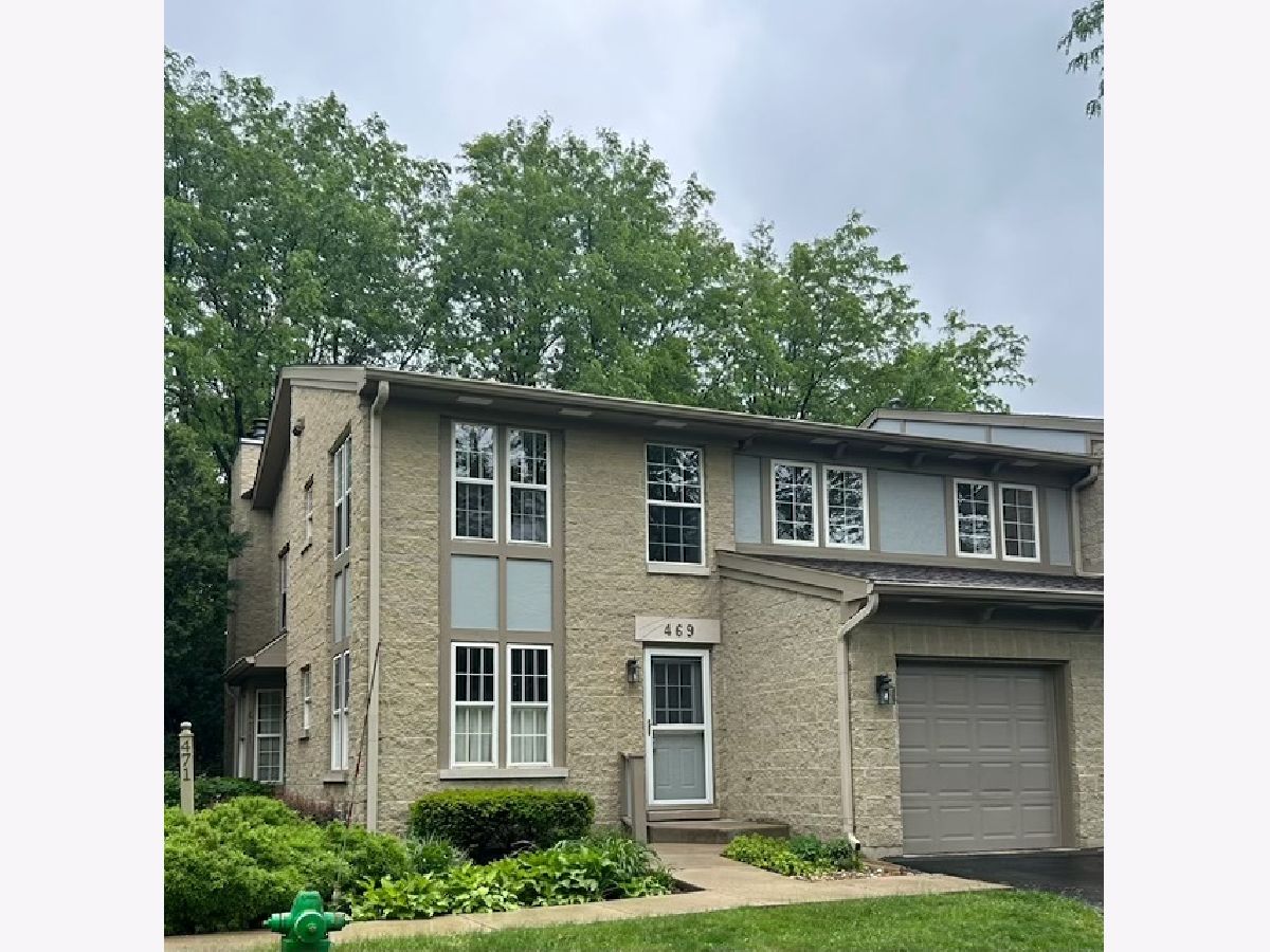 Townhomes & Condos Sold Bellevue Batavia Illinois, 469 Jefferson