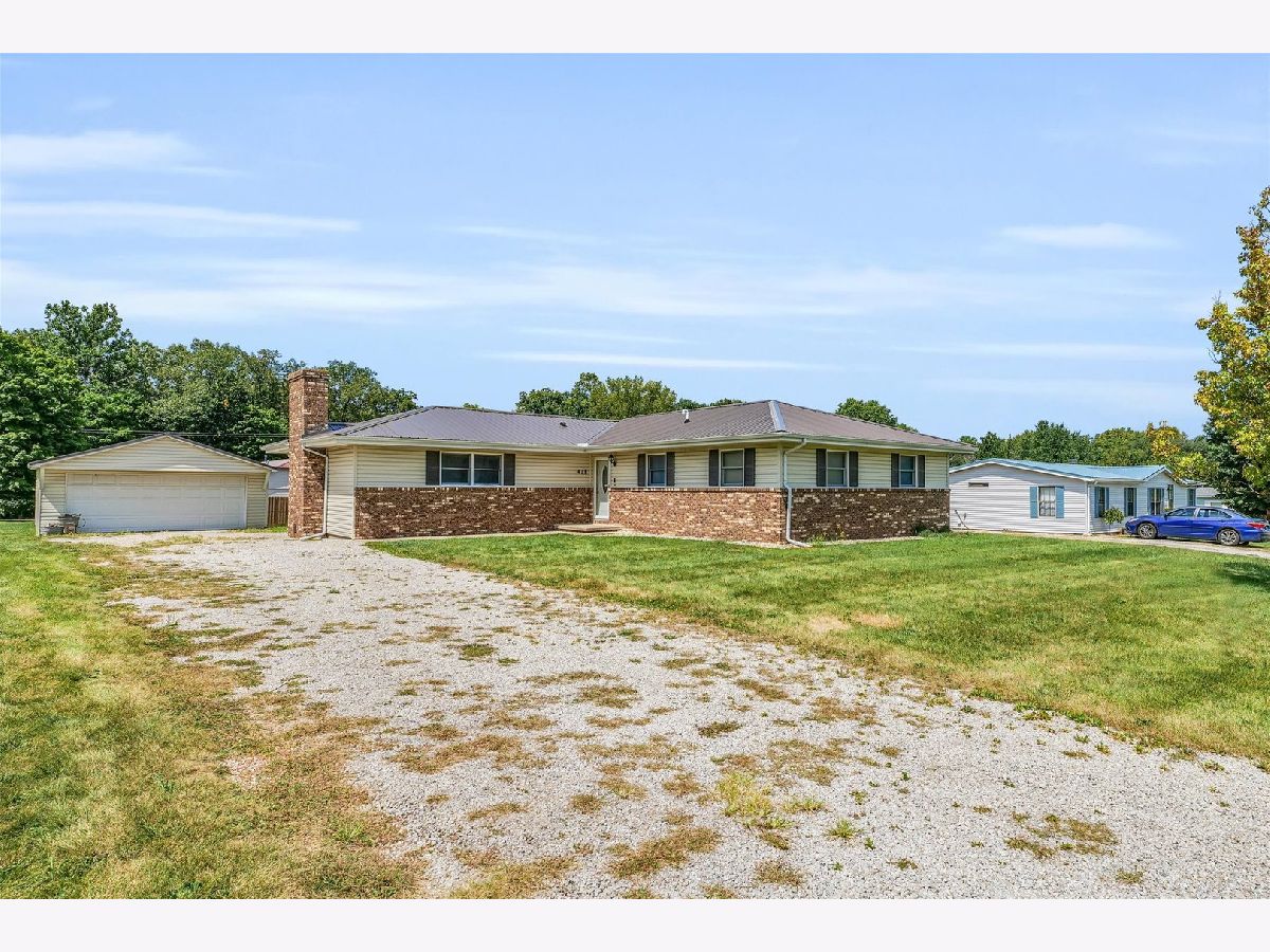  Sold Danville Illinois, 418 Palomino