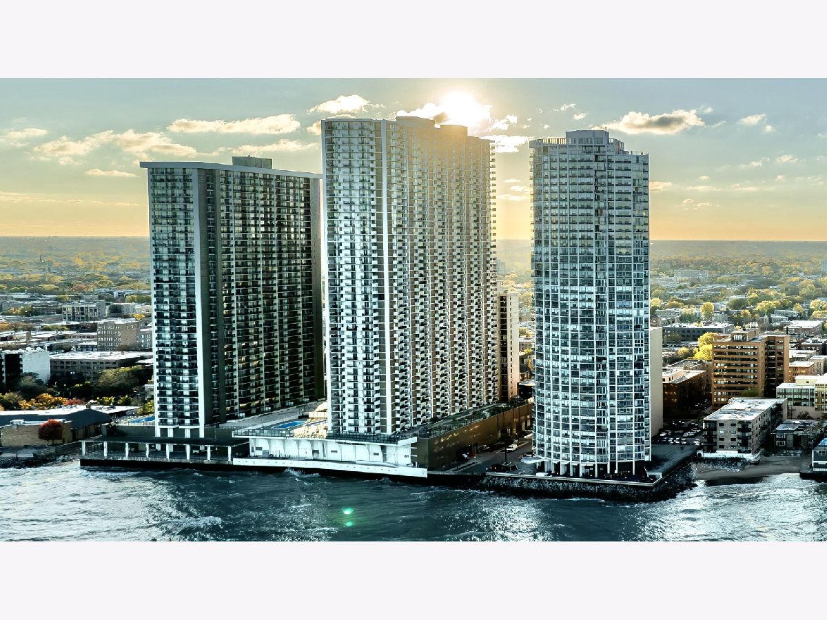 Condominiums Sold Malibu East Chicago Illinois, 6033 Sheridan