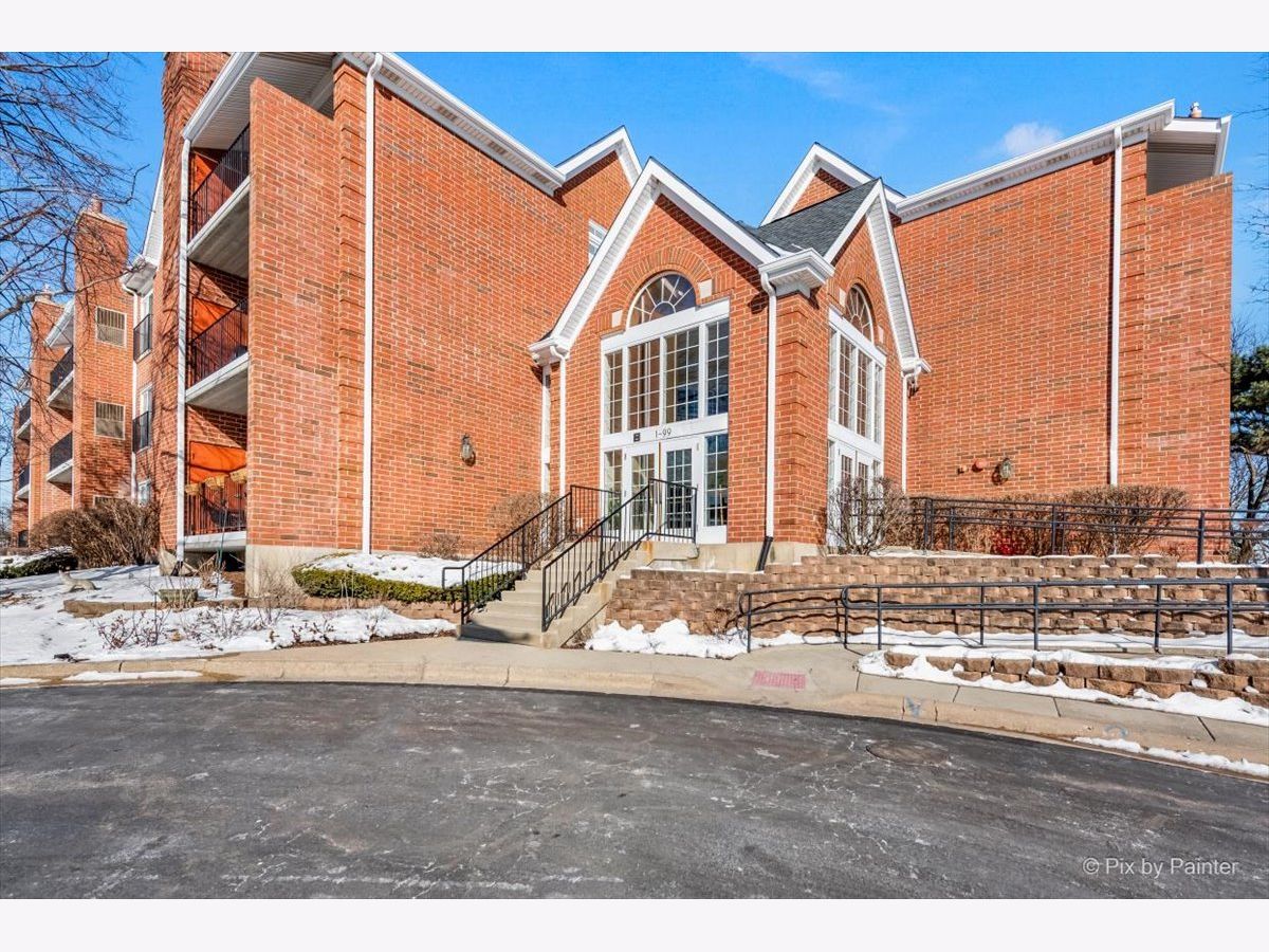 Homes & Condominiums Sold Hunt Club St Charles Illinois, 23 Hunt Club