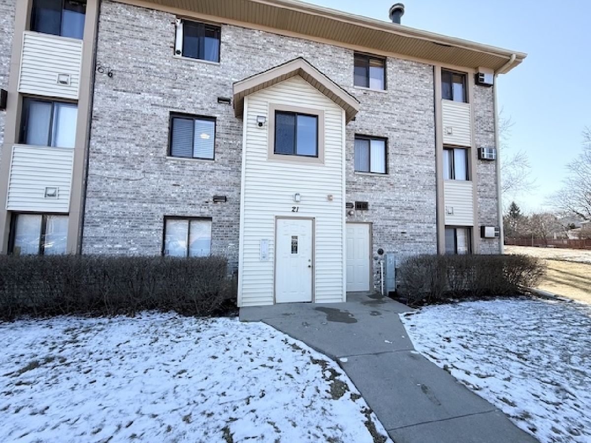 Condominiums Rented Century Park Vernon Hills Illinois, 21 Cedar