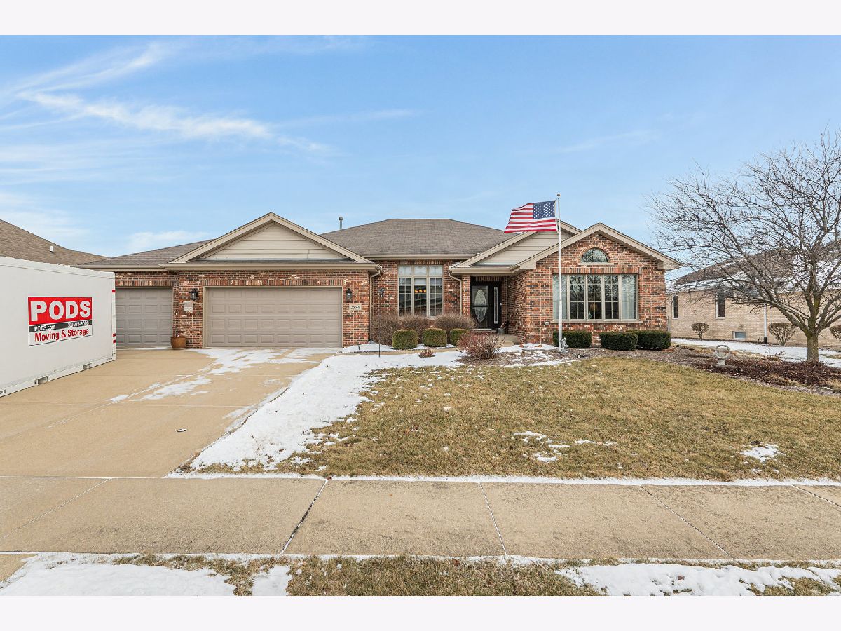 Homes Sold Taylor Glen New Lenox Illinois, 2884 Taylor Glen