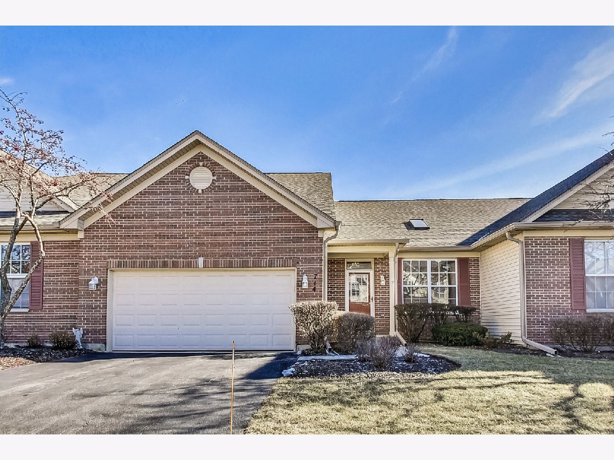 Townhomes & Condos Sold Fieldstone Elgin Illinois, 714 Littleton