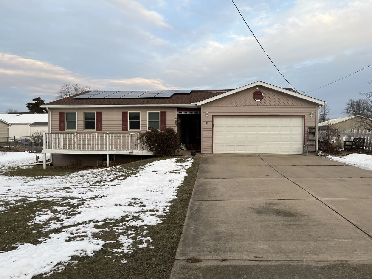  Sold Groveland Illinois, 260 West