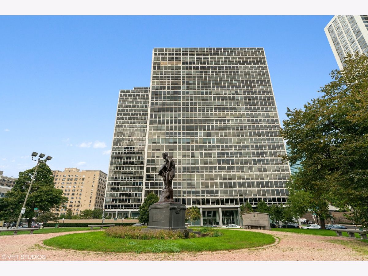 Condominiums Sold Commonwealth Plaza Chicago Illinois, 330 Diversey