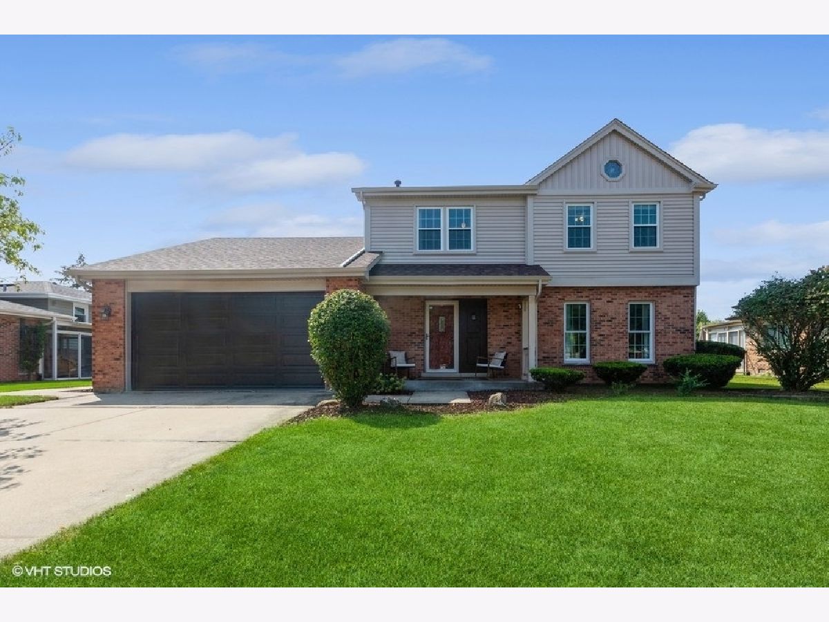 Homes Sold Farmingdale Village Downers Grove Illinois, 20W457 Westminster