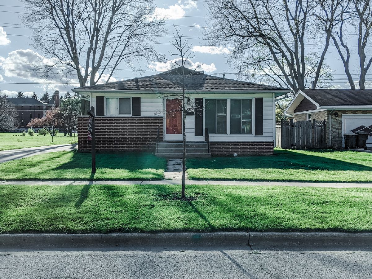 Homes Rented Kenloch Park Libertyville Illinois, 123 Woodland